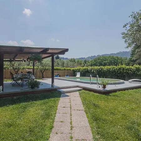Locazione Turistica Fontanella-3 * Montemagno (Lucca)